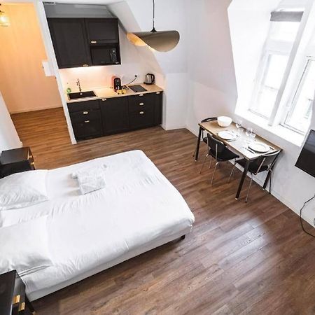 Apartamento Family Avec Vue Sur La Cathedrale De Reims Exterior foto